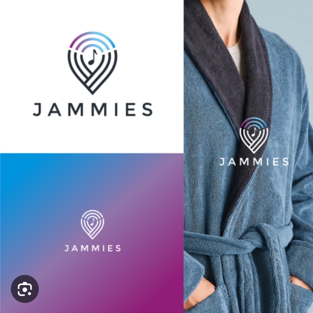 JAMMIES BLUETOOTH ROBE